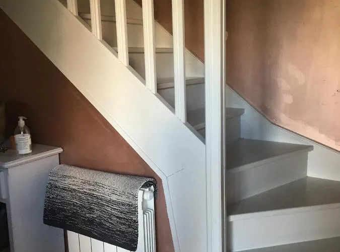 Un Coin De Foret Privat bolig